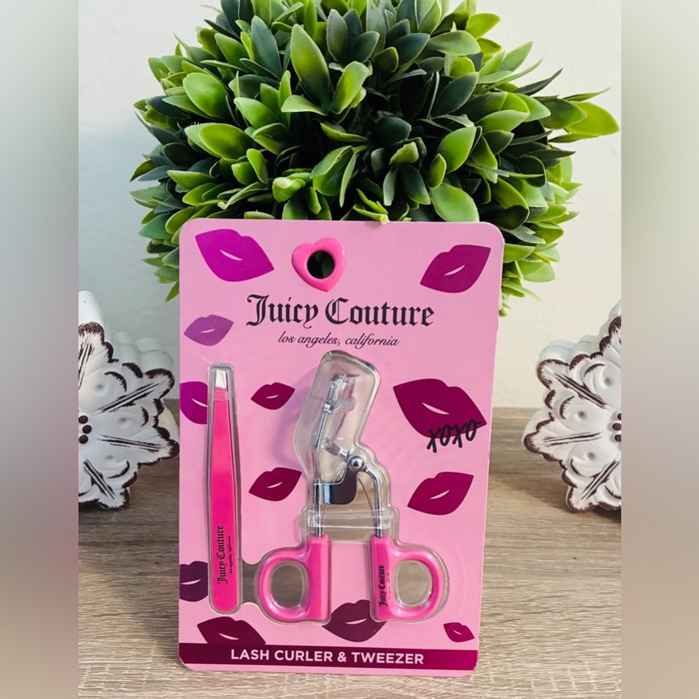 Juicy Couture Eyelash Curler & Tweezer Set